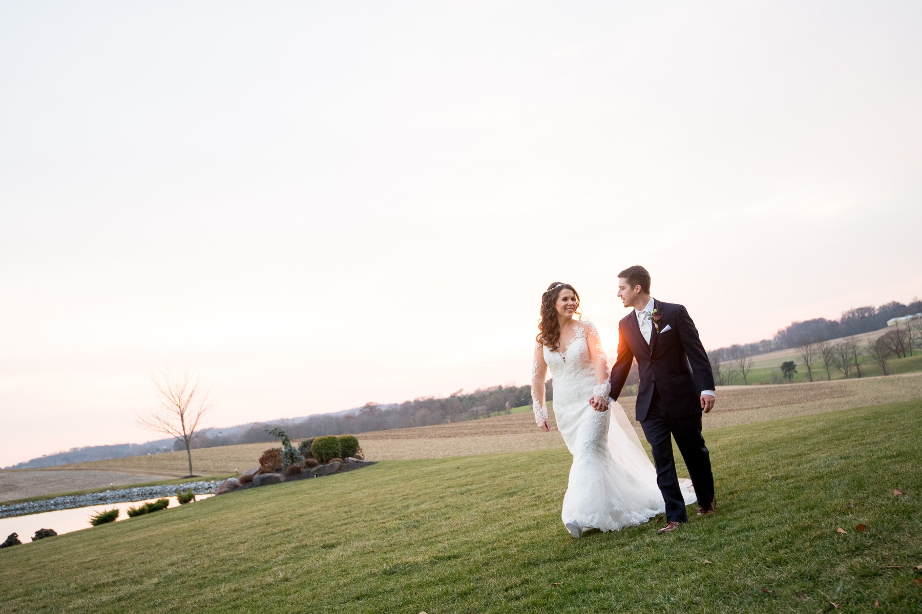 Harvest View Barn Hershey Farms Elizabethtown Pa wedding photography